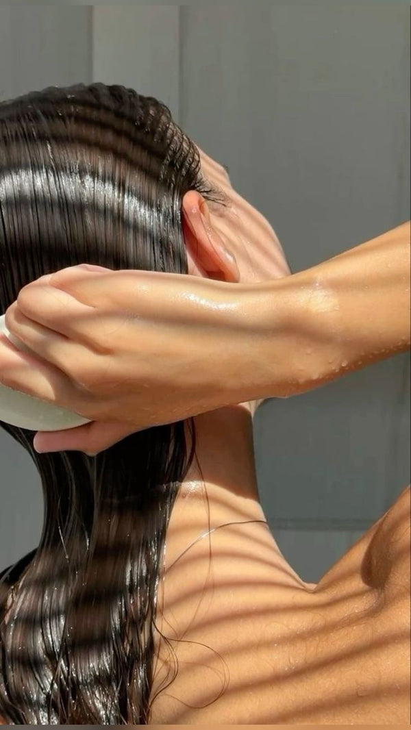 How to Oil Your Hair