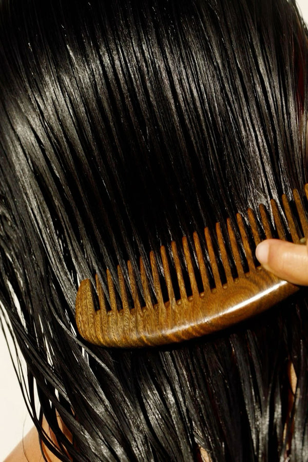 Does oiling your scalp help your hair grow faster?